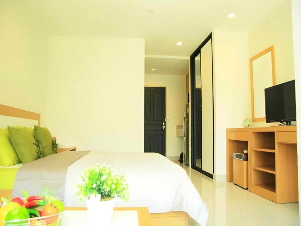 Ipremium Sukhumvit 81 Hotel Bangkok Exteriör bild
