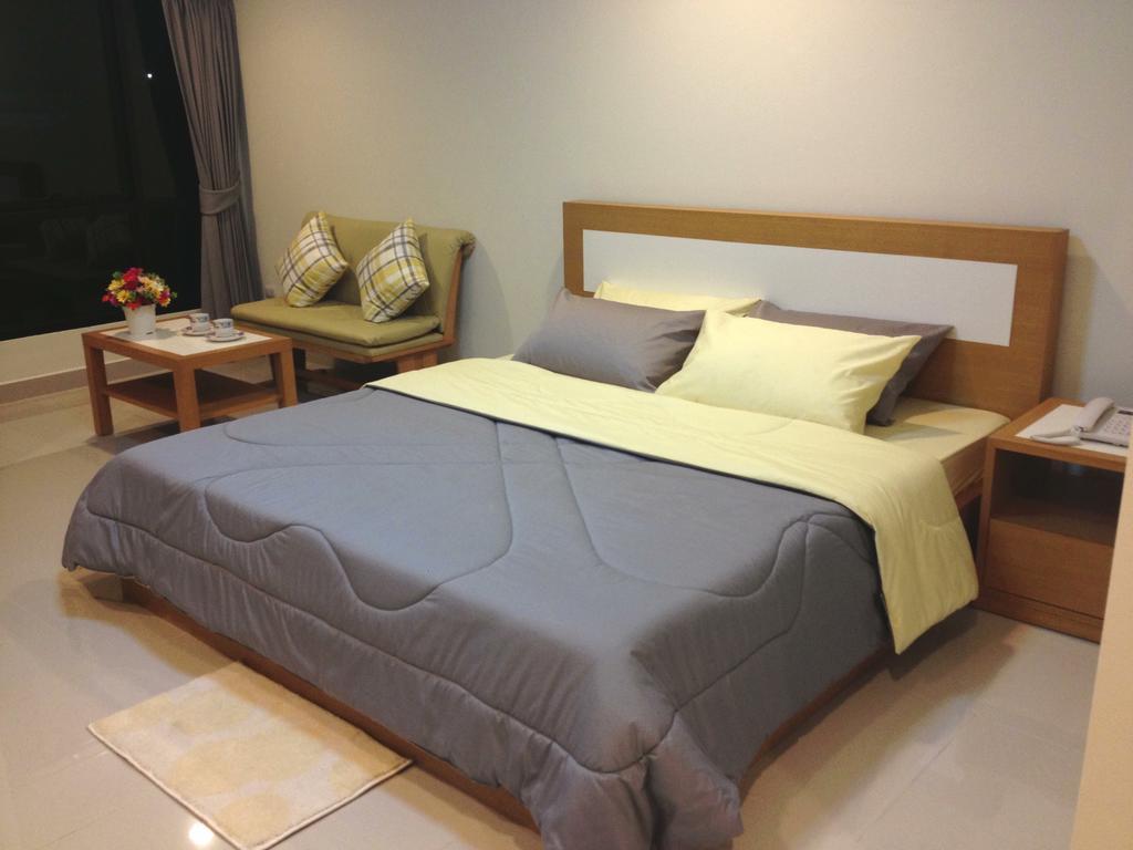 Ipremium Sukhumvit 81 Hotel Bangkok Exteriör bild
