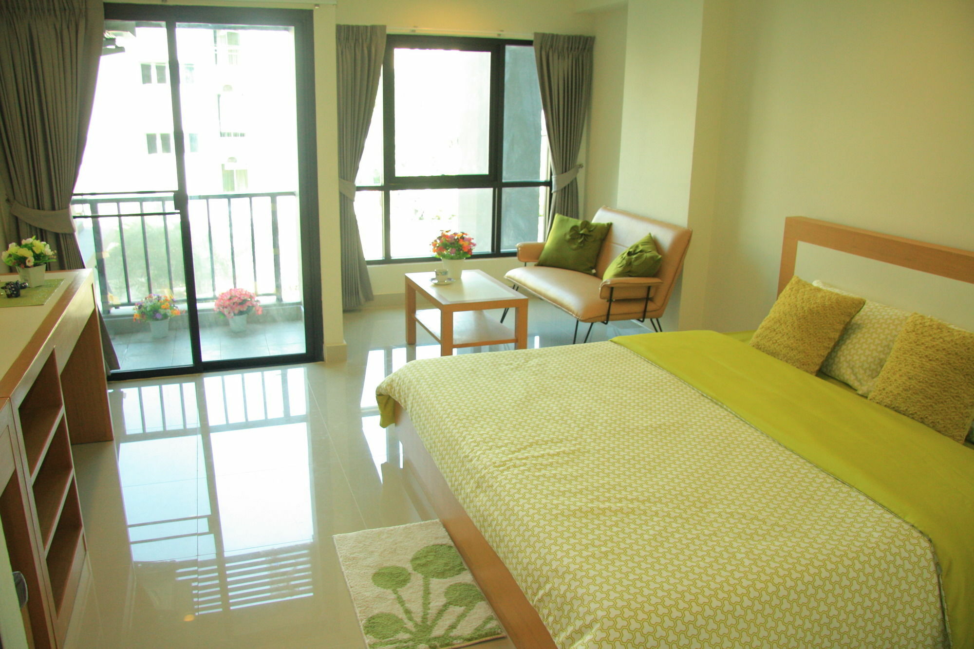 Ipremium Sukhumvit 81 Hotel Bangkok Exteriör bild